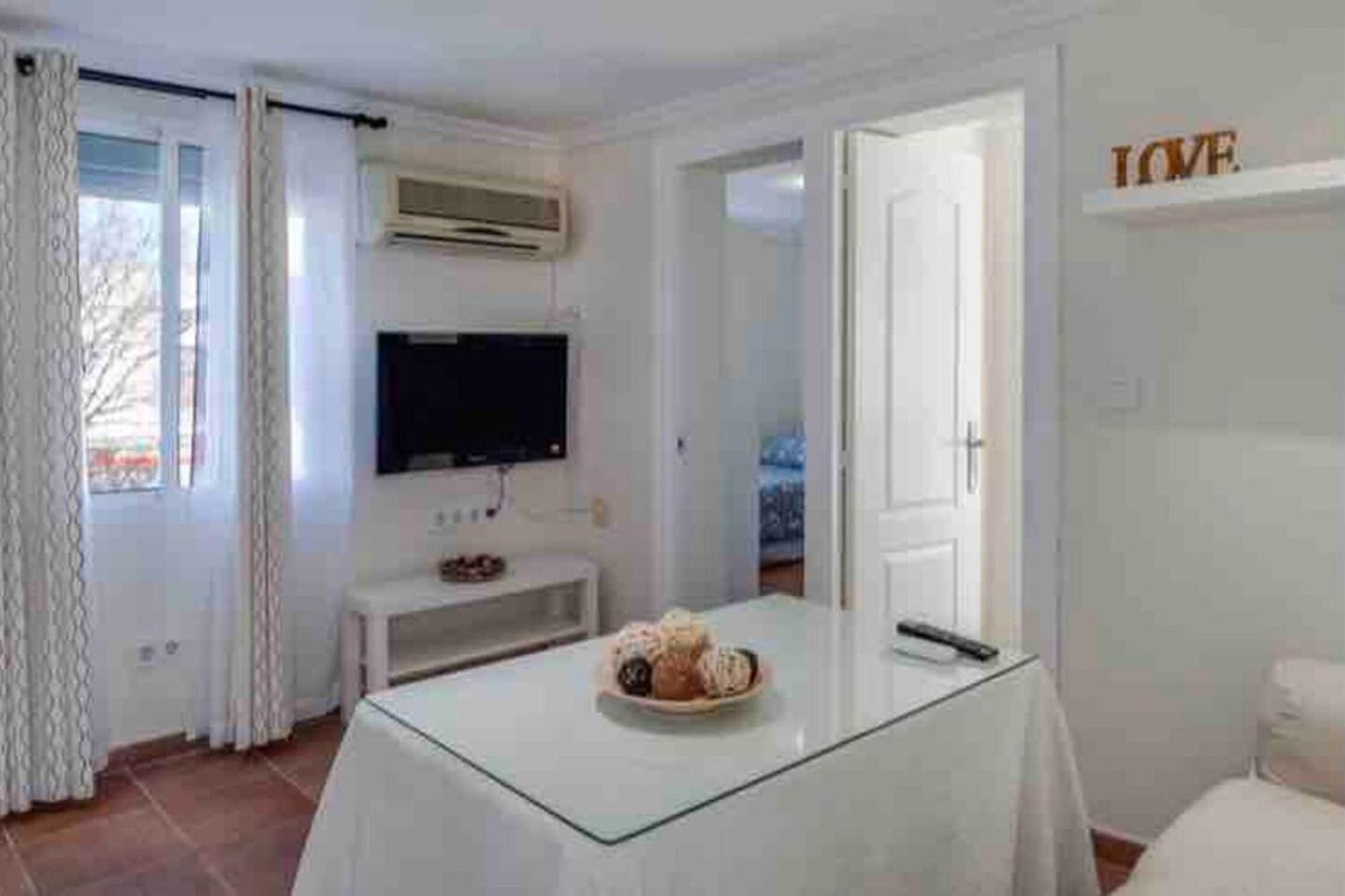 Cosy In 43 M² Parking Апартаменты